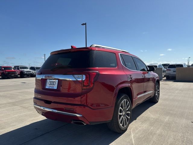 Used 2021 GMC Acadia Denali w/ Denali Technology Package FWD image 3