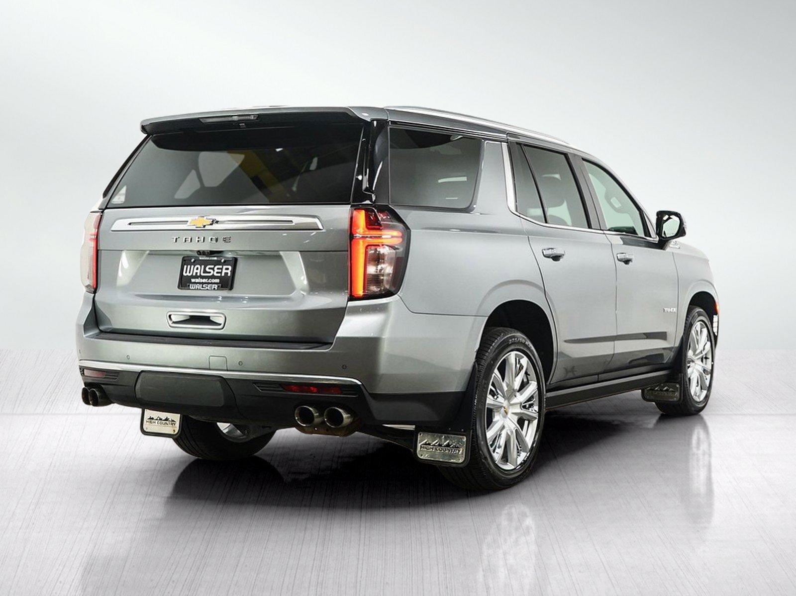 Used 2023 Chevrolet Tahoe High Country w/ Premium Package 2 AWD/4WD image 5