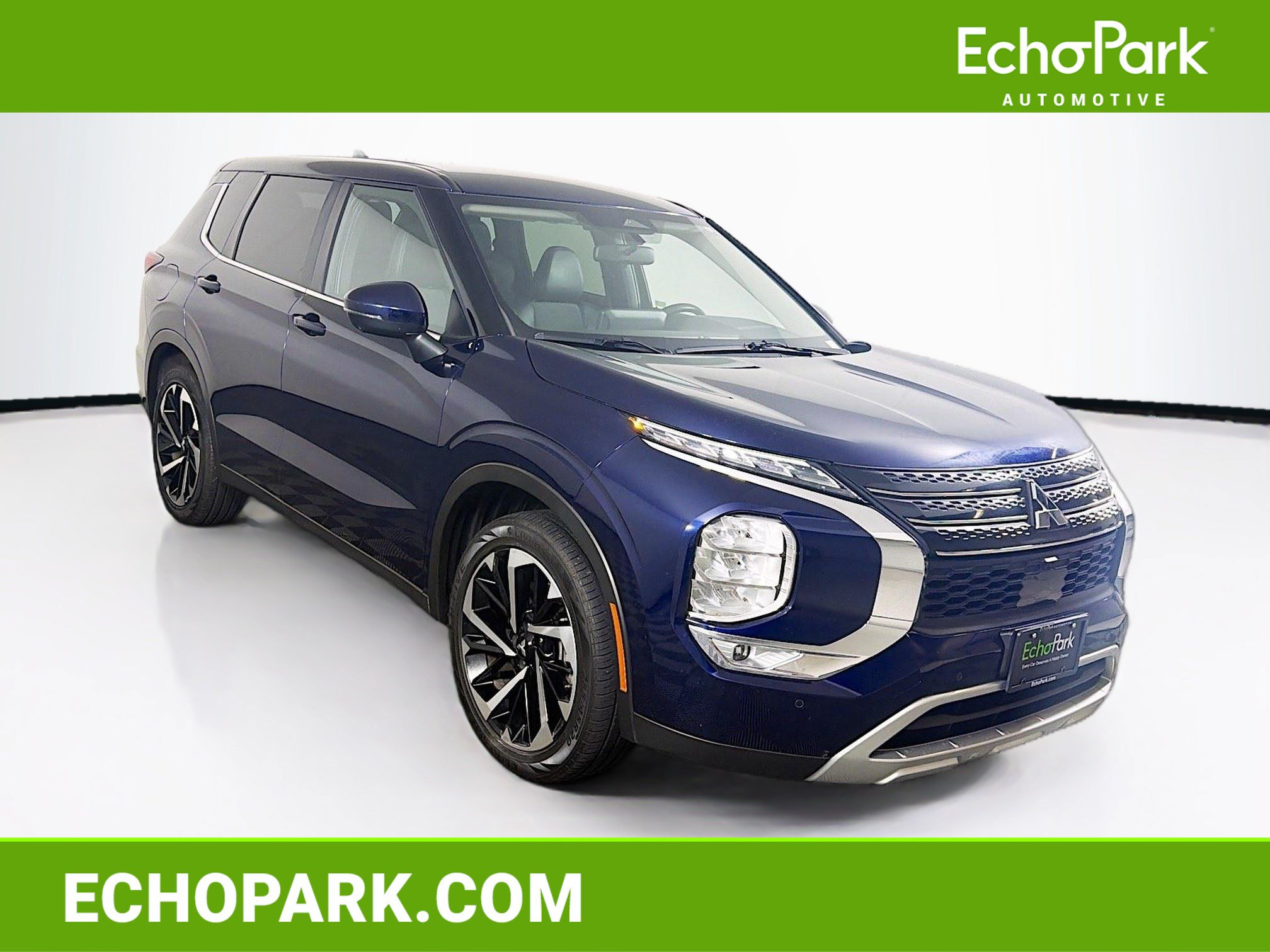 Used 2024 Mitsubishi Outlander SE FWD image 1