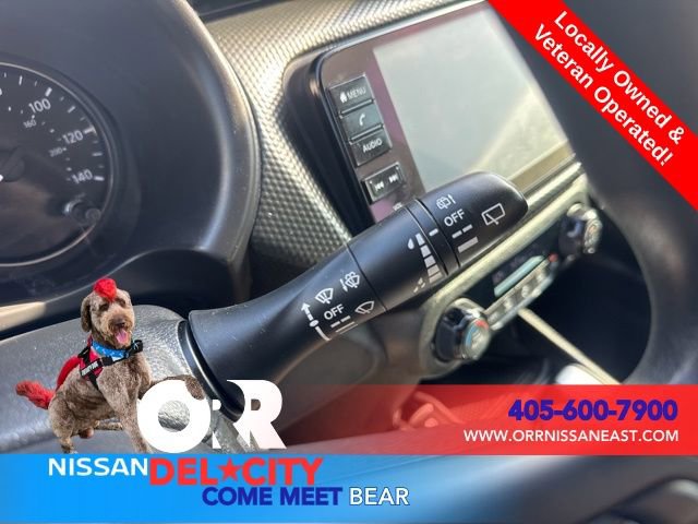 Used 2022 Nissan Kicks SV image 17