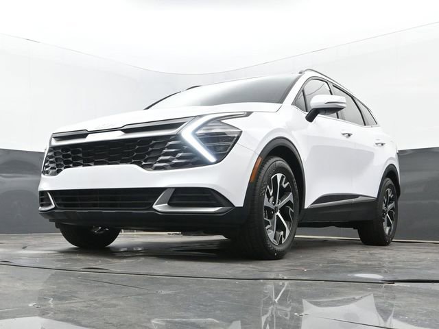 Used 2025 Kia Sportage EX w/ Premium Package FWD image 23