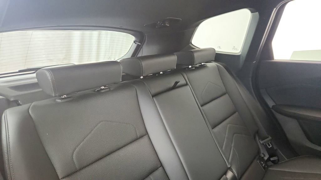 Used 2025 BMW X1 xDrive28i w/ Convenience Package image 14