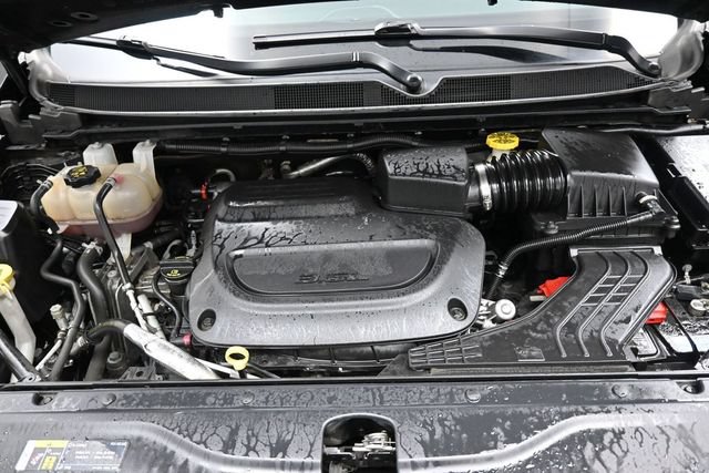 Used 2019 Chrysler Pacifica Limited w/ S Appearance Package FWD image 27