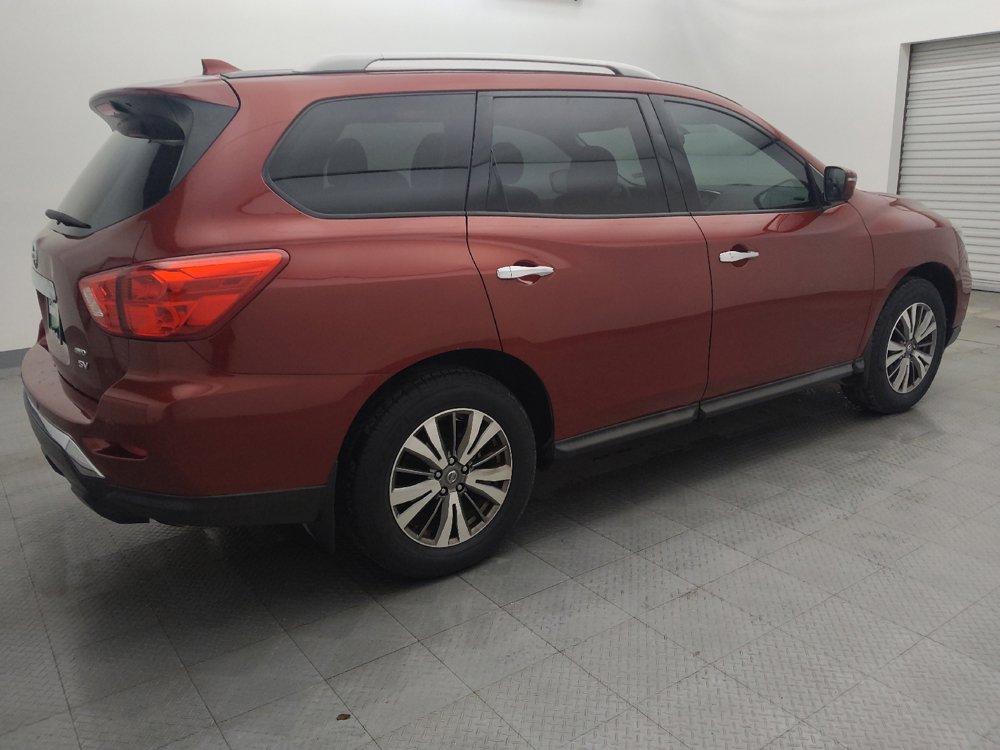 Used 2020 Nissan Pathfinder SV image 10