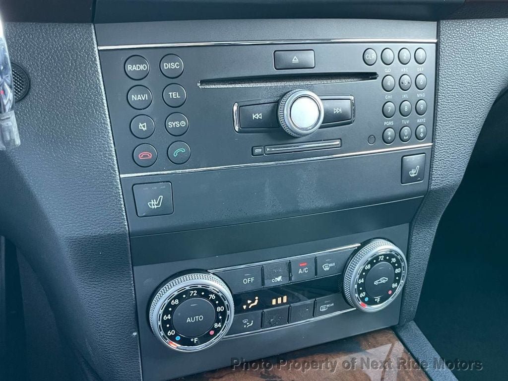 Used 2010 Mercedes-Benz GLK 350 4MATIC image 22