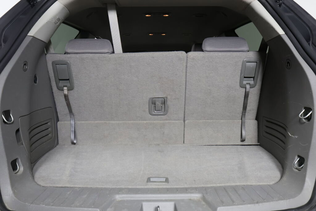 Used 2012 Chevrolet Traverse LS image 18