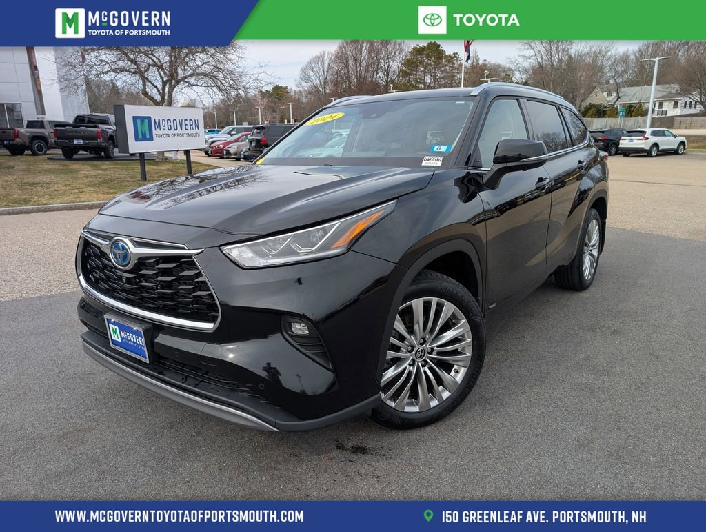Used 2024 Toyota Highlander Platinum image 1