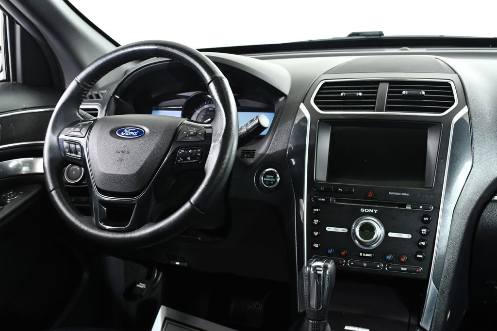 Used 2018 Ford Explorer Sport AWD/4WD image 8