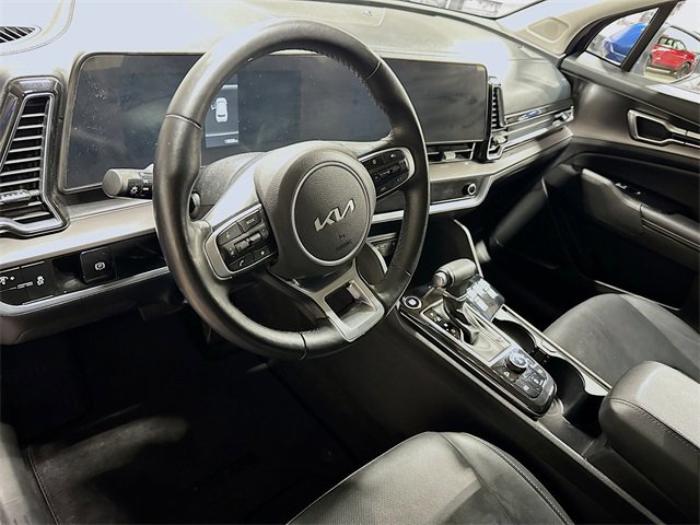 Used 2023 Kia Sportage EX image 16