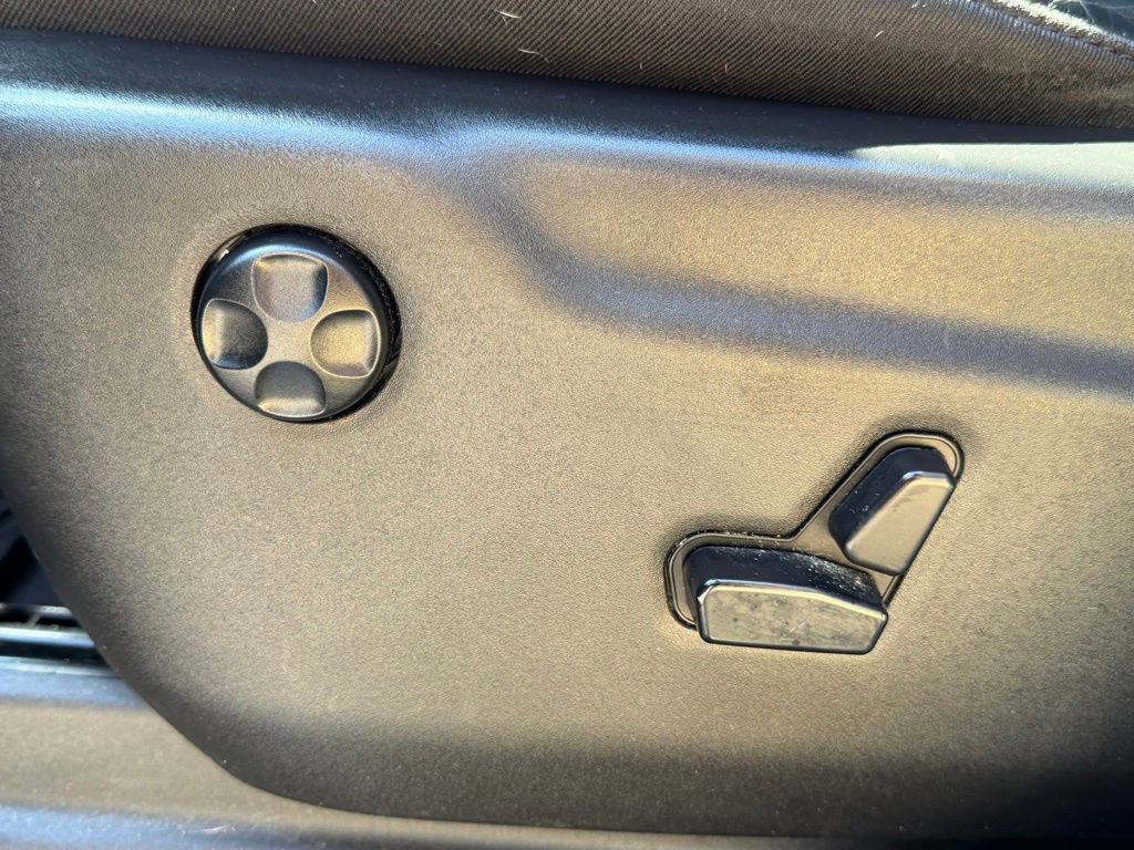 Used 2019 Dodge Durango R/T w/ Technology Group image 21