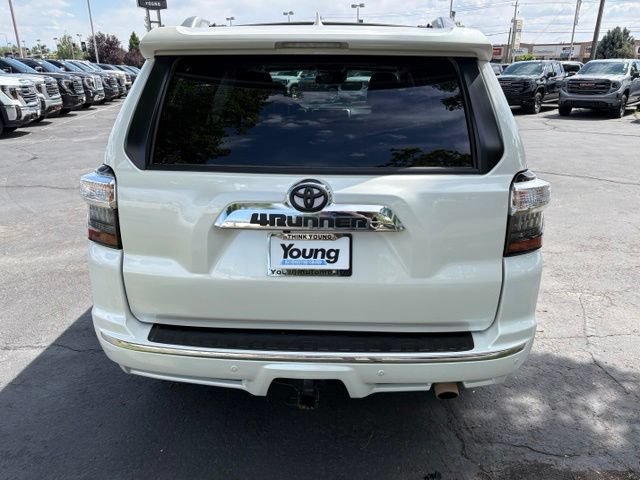 Used 2022 Toyota 4Runner Limited AWD/4WD image 5