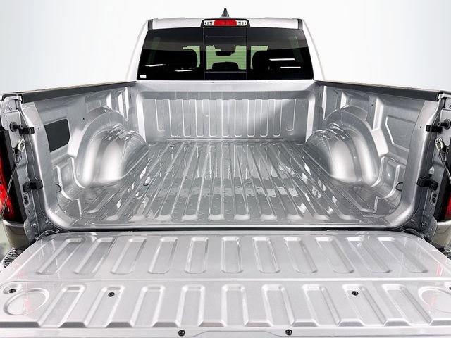 New 2026 RAM 1500 4x4 Crew Cab image 26