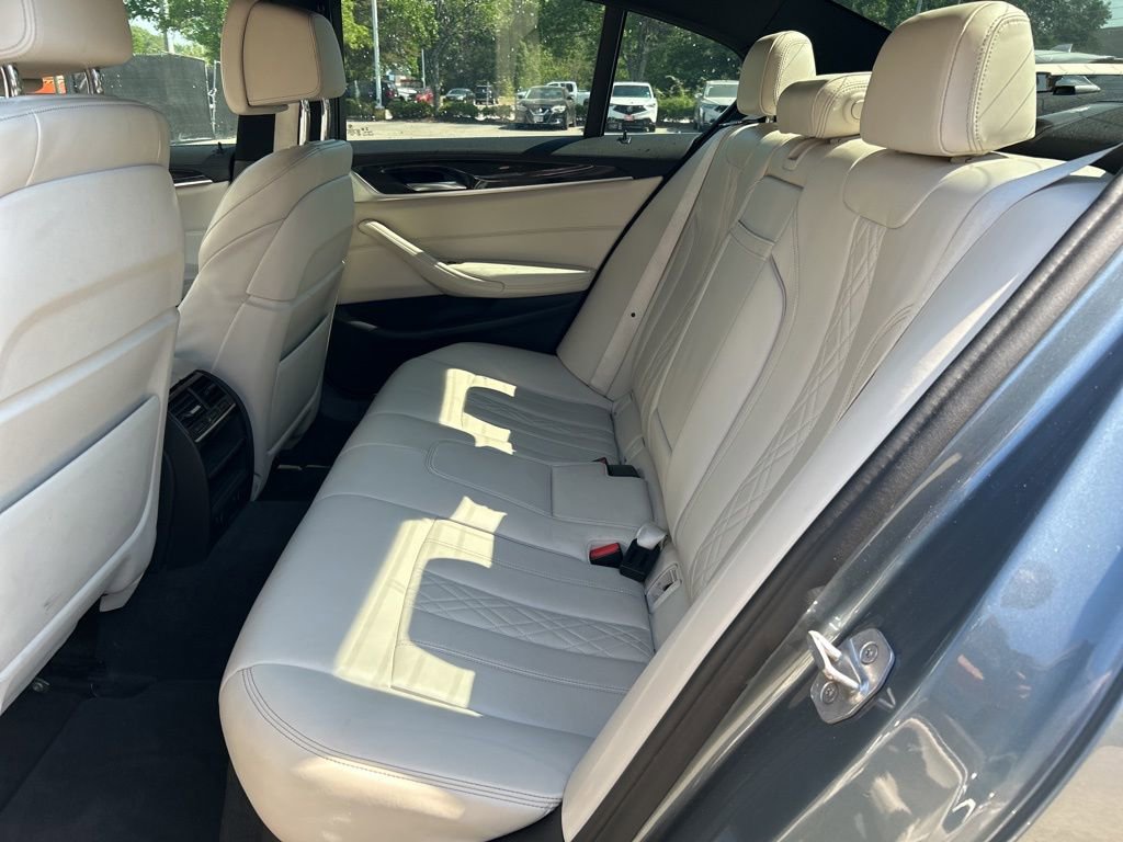 Used 2018 BMW 540i xDrive image 22