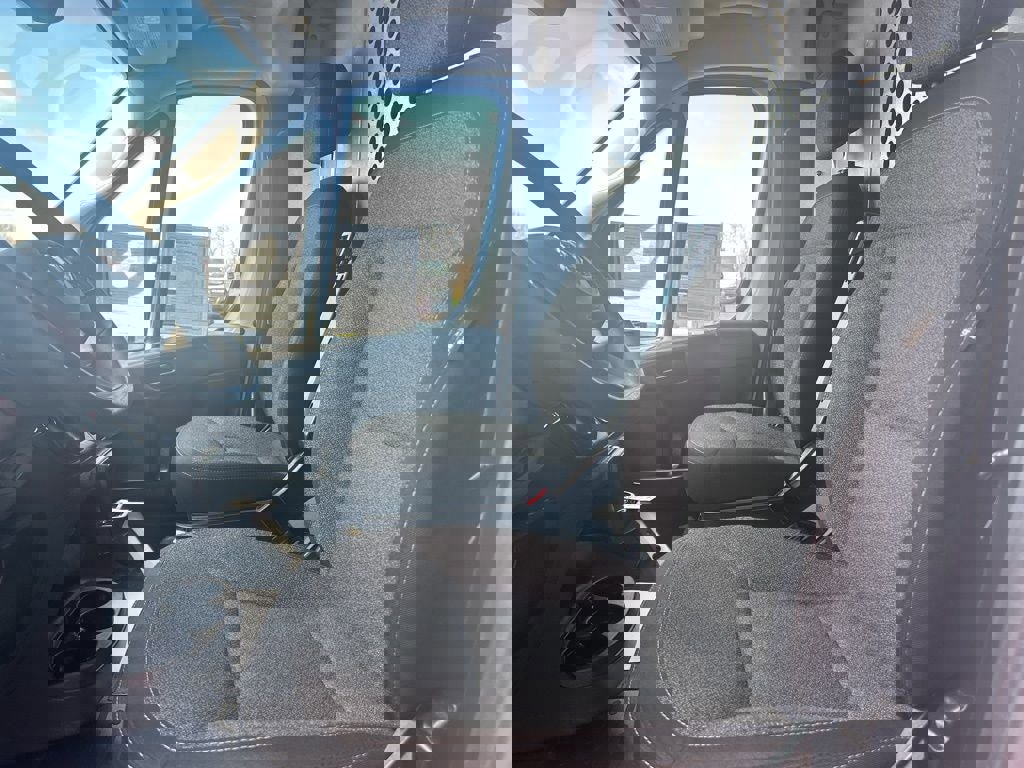 Used 2023 RAM ProMaster 2500 w/ Convenience Group image 9