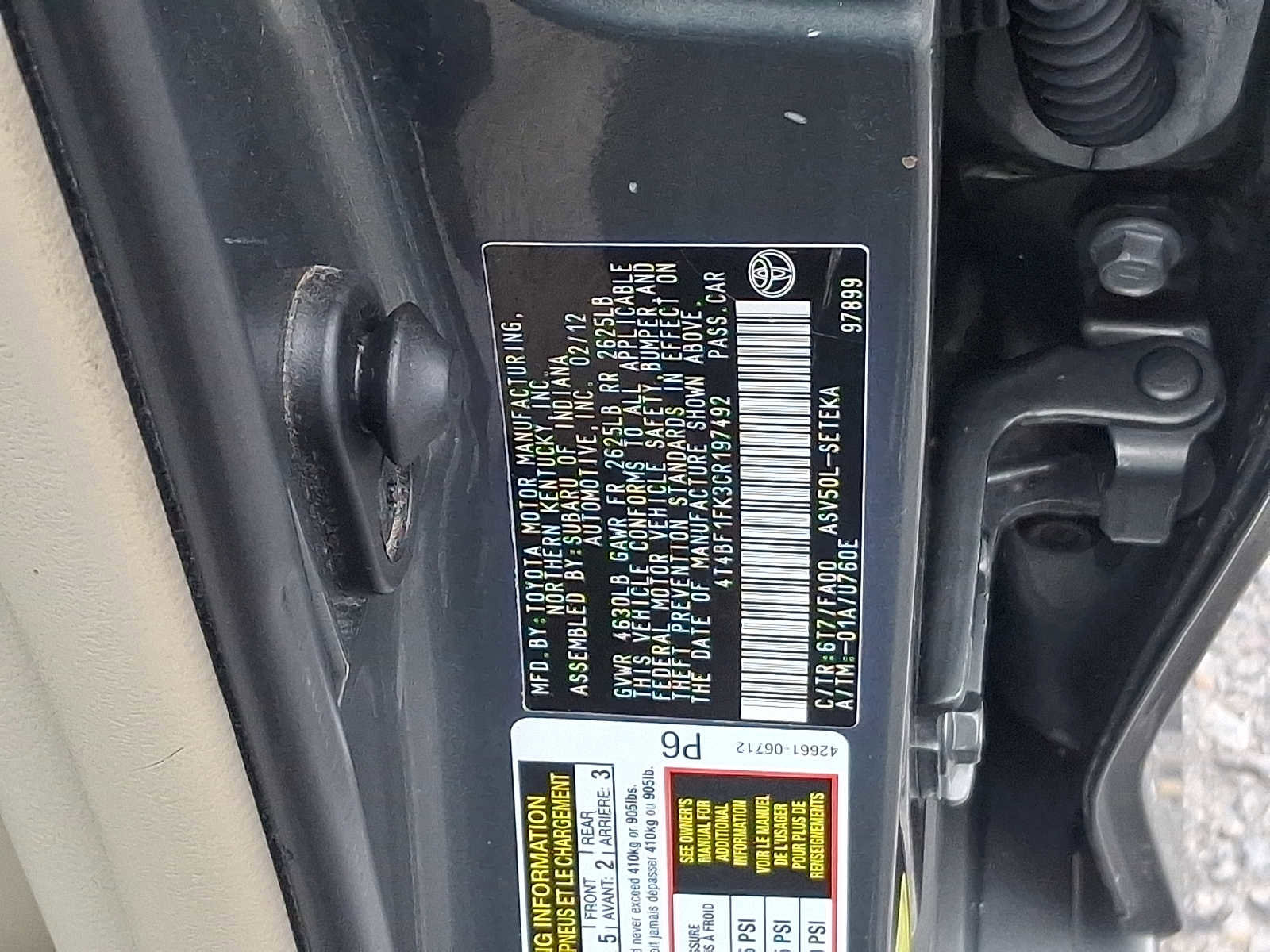 Used 2012 Toyota Camry L image 27