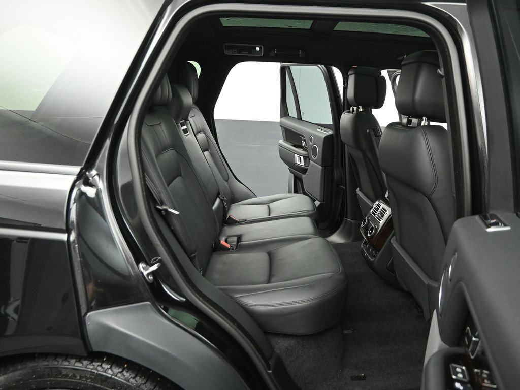 Used 2022 Land Rover Range Rover P525 Westminster Edition AWD/4WD image 26