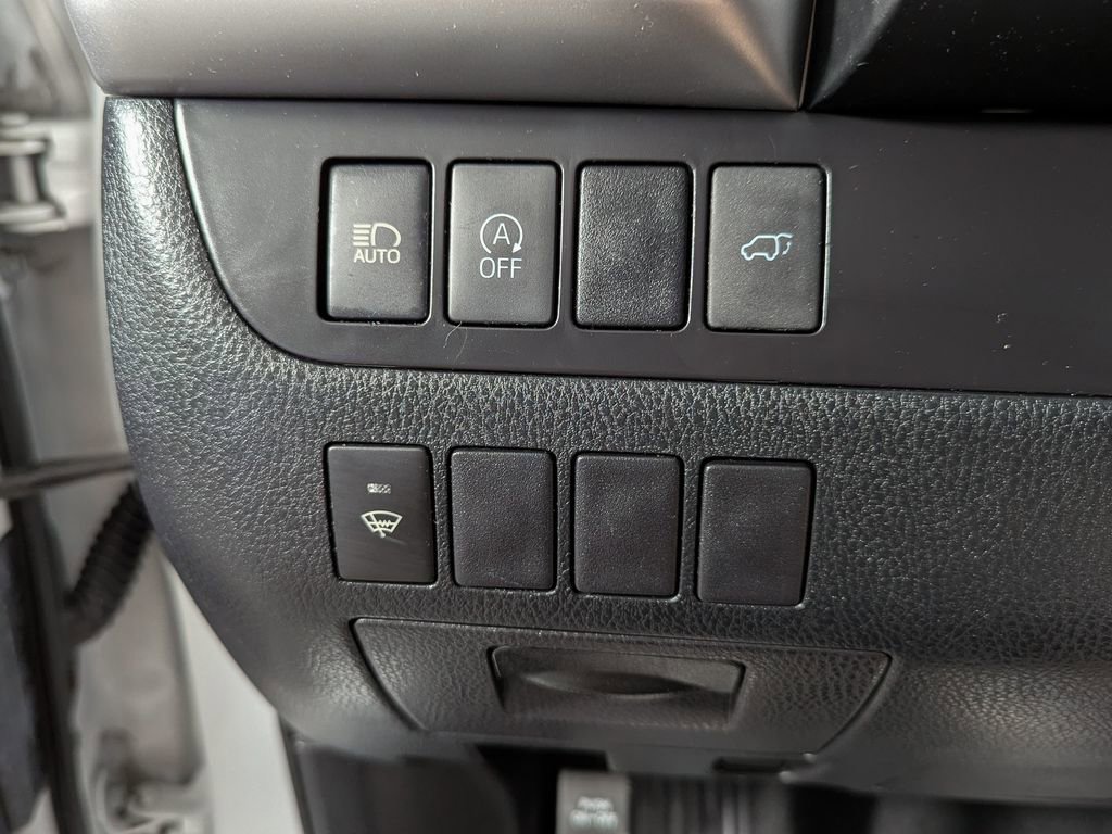 Used 2019 Toyota Highlander XLE AWD/4WD image 37