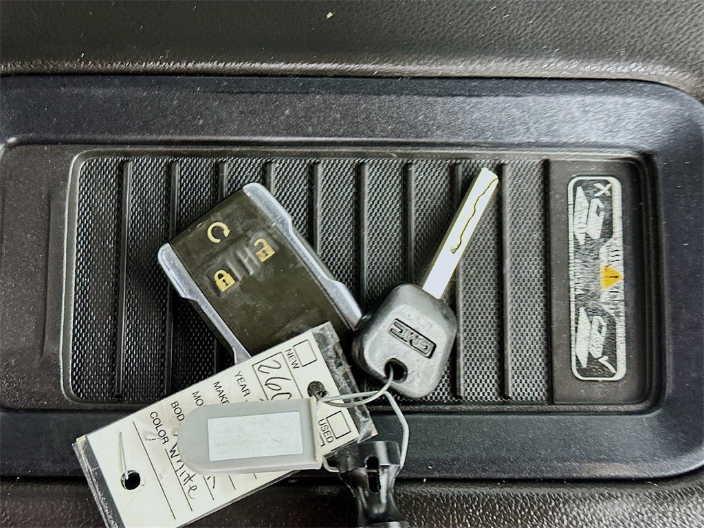 Used 2017 GMC Sierra 2500 SLT w/ All Terrain HD Package image 35