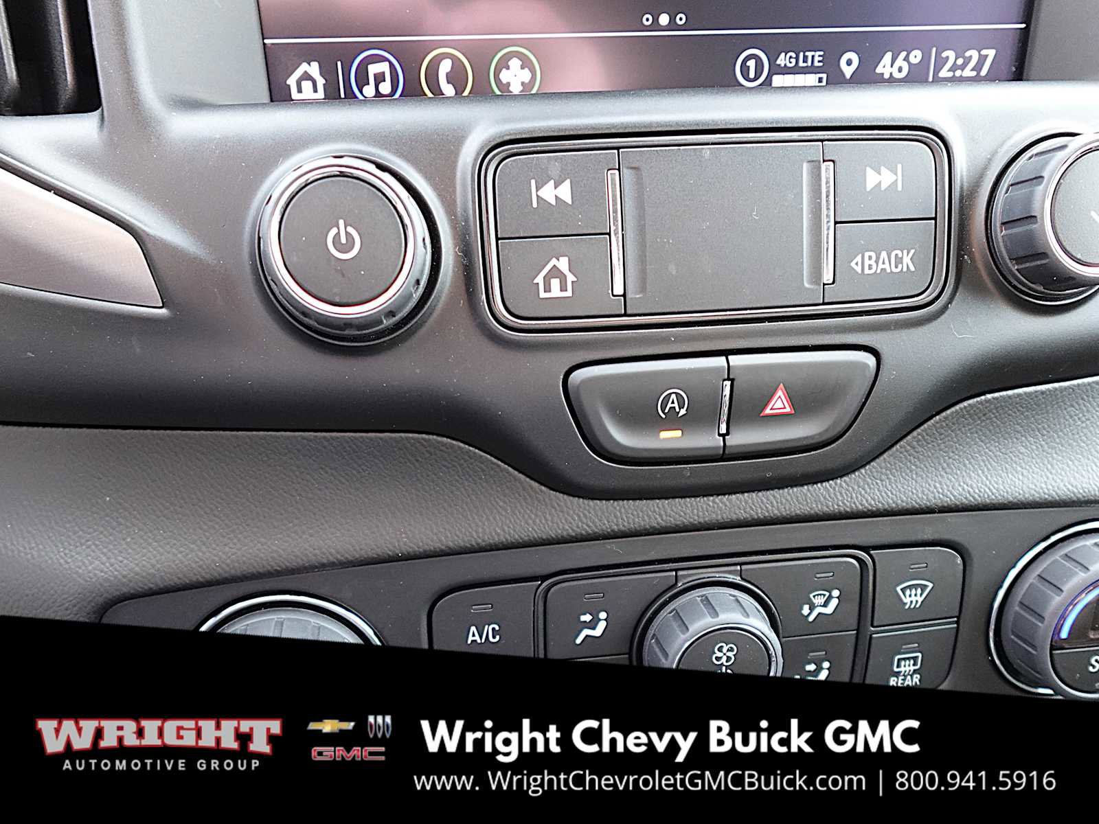 Used 2022 GMC Terrain AT4 image 19