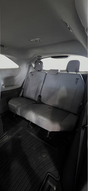 Used 2023 Toyota Sienna LE image 25