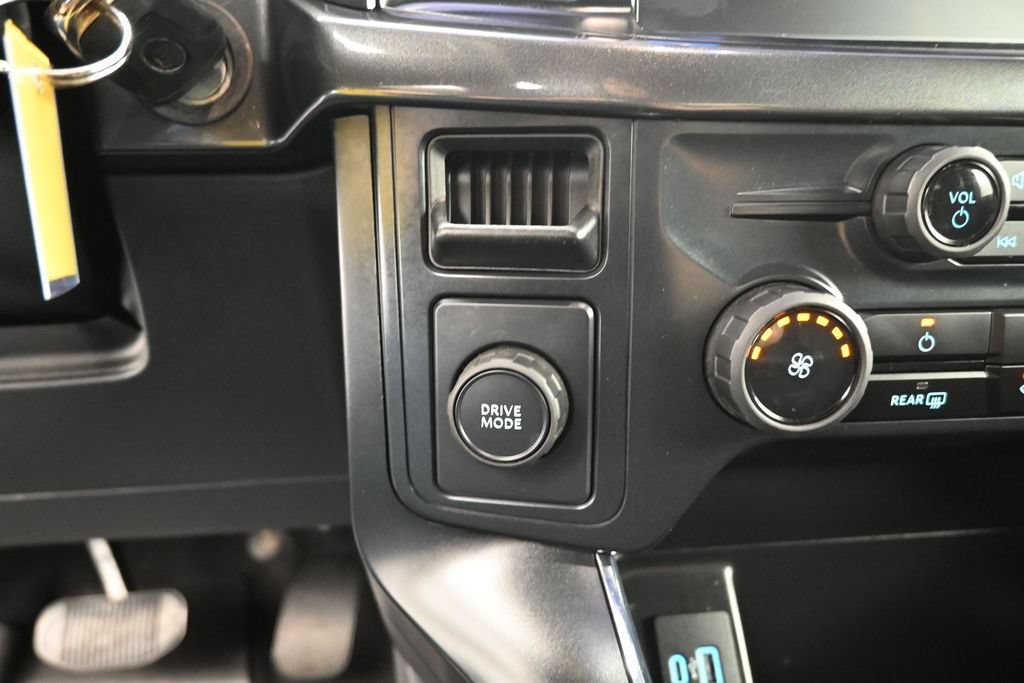 Used 2024 Ford F150 STX RWD image 16