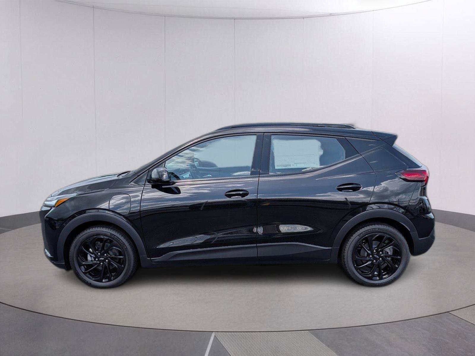 New 2027 Chevrolet Bolt RS w/ LPO, All-Weather Package FWD image 5