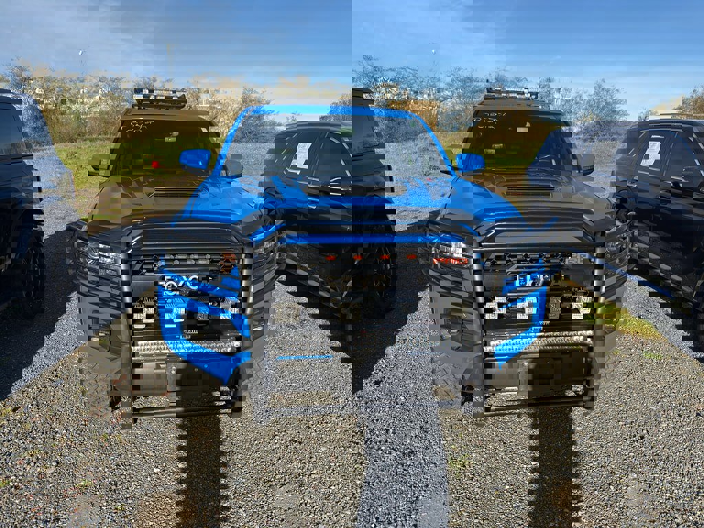 Used 2019 Toyota Tacoma TRD Pro image 2