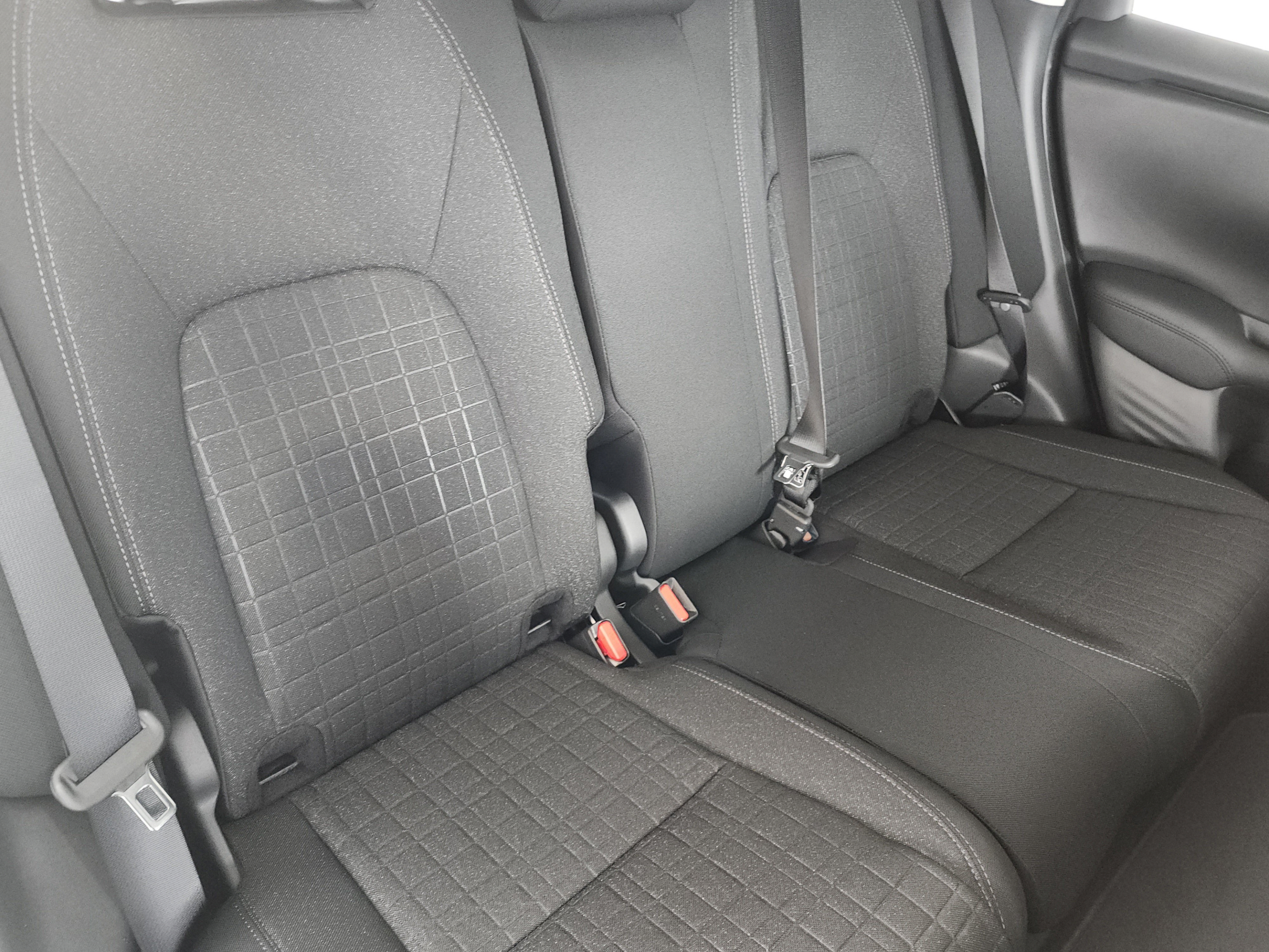New 2027 Honda HR-V LX image 18