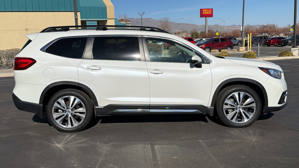 Used 2022 Subaru Ascent Limited w/ Technology Package video 2