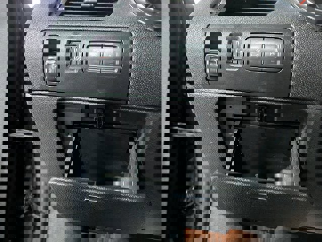 Used 2016 Chevrolet Impala LT w/ Convenience Package image 28