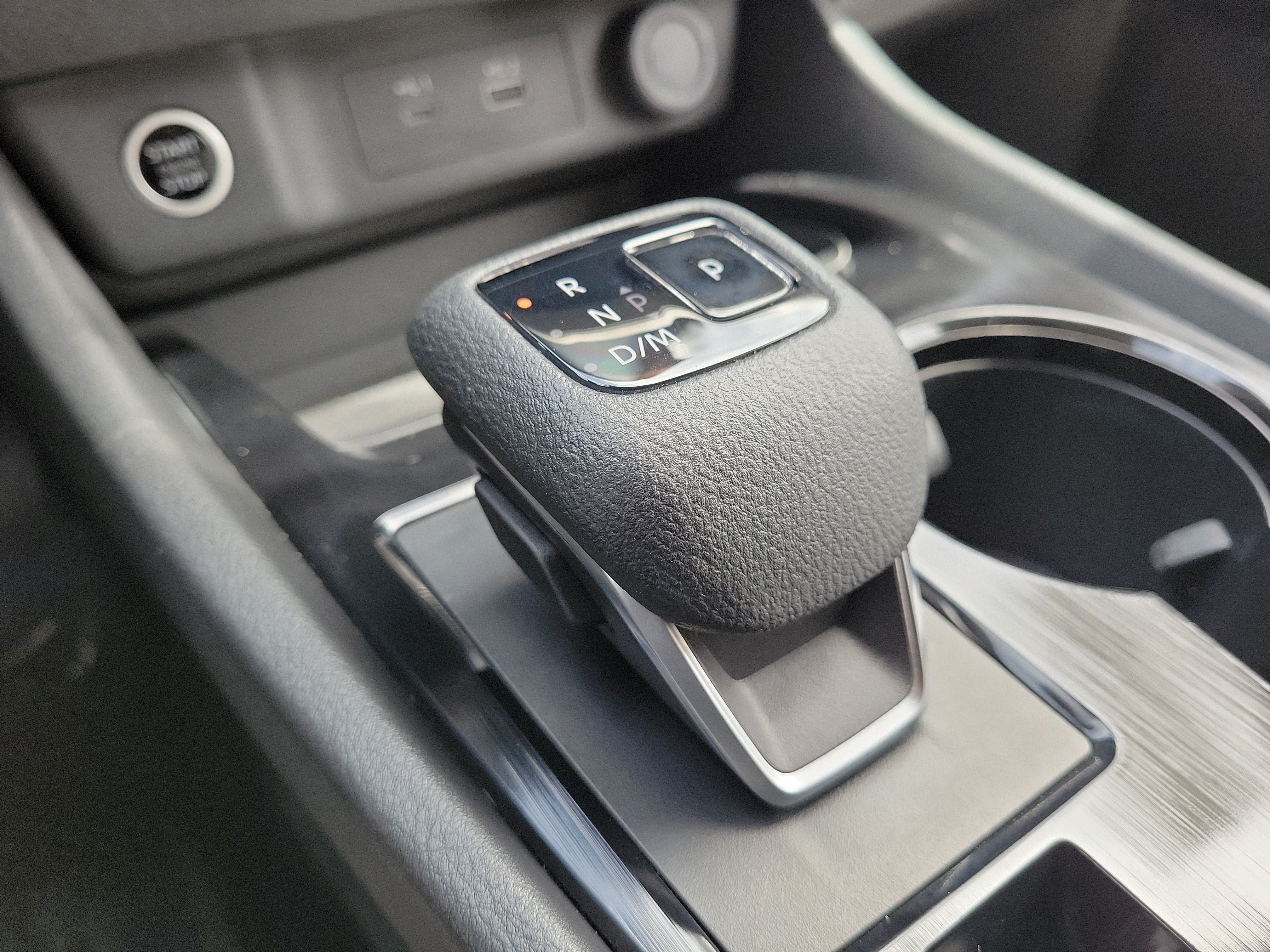 Certified 2021 Nissan Rogue SV FWD image 30