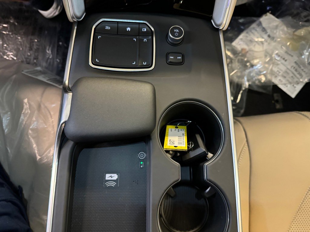 Certified 2025 Acura TLX w/ Technology Package image 36