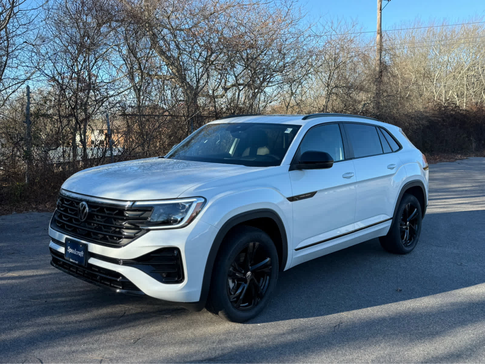 New 2026 Volkswagen Atlas Cross Sport SEL R-Line image 4