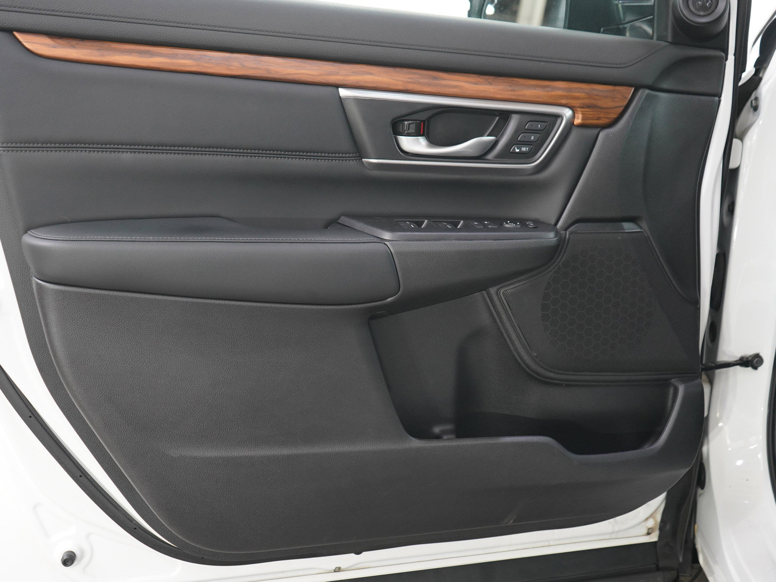 Used 2021 Honda CR-V Touring image 19