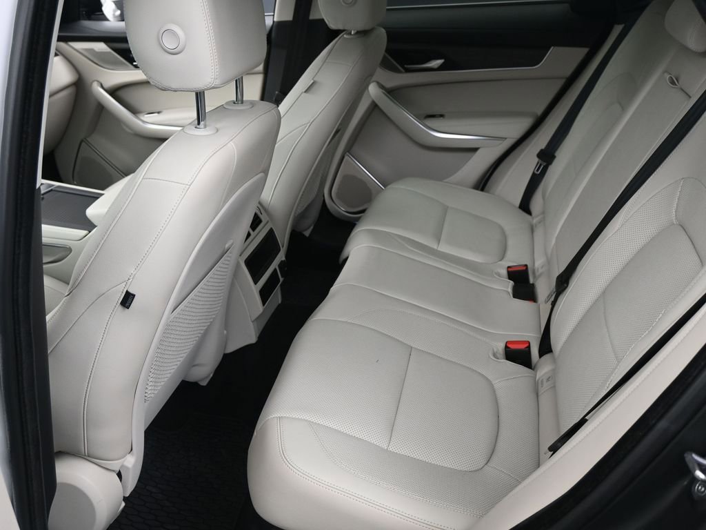 Used 2021 Jaguar F-PACE S image 6