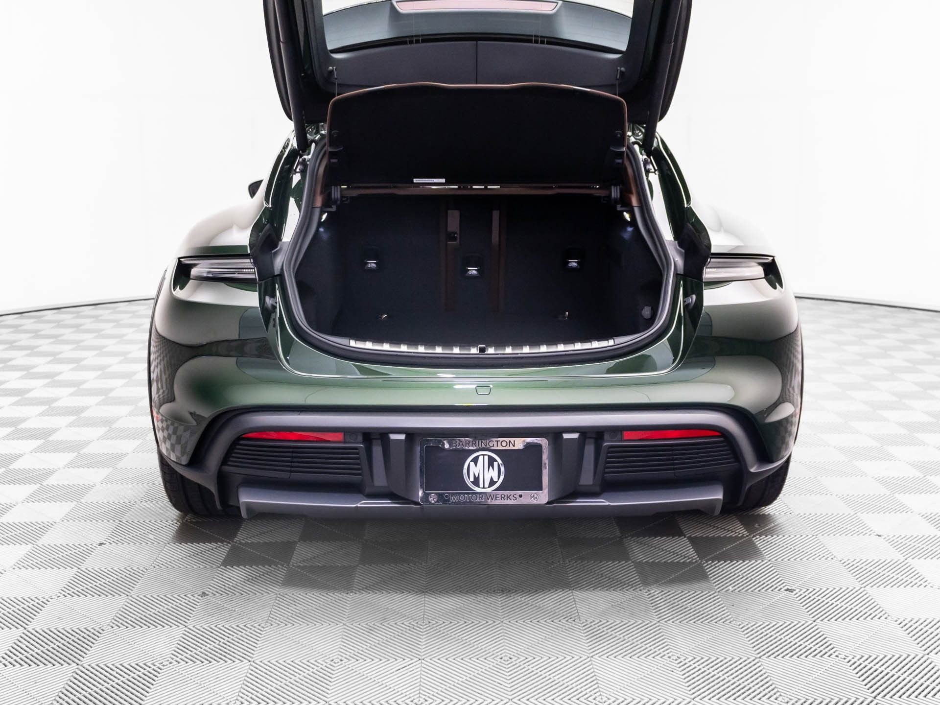New 2026 Porsche Taycan 4S AWD/4WD image 28