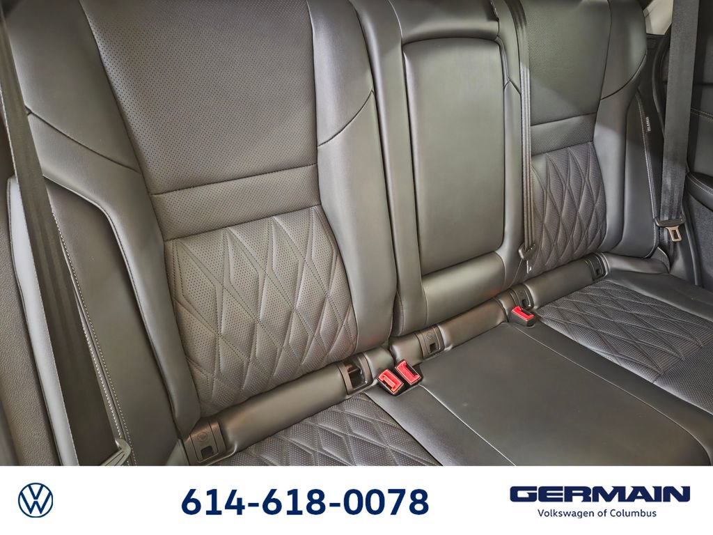 Used 2024 Nissan Rogue Platinum AWD/4WD image 23