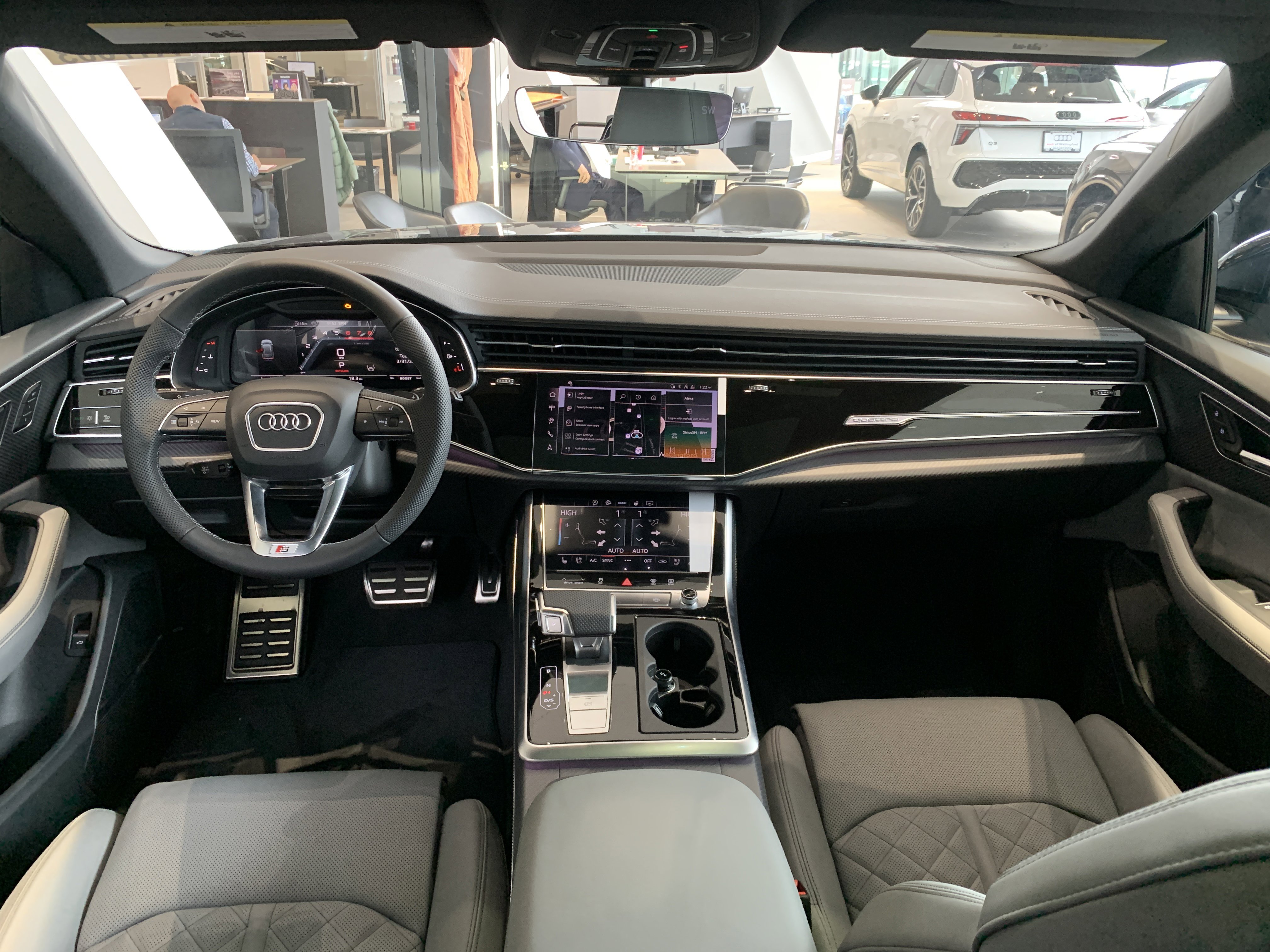 New 2026 Audi SQ8 Premium Plus image 15