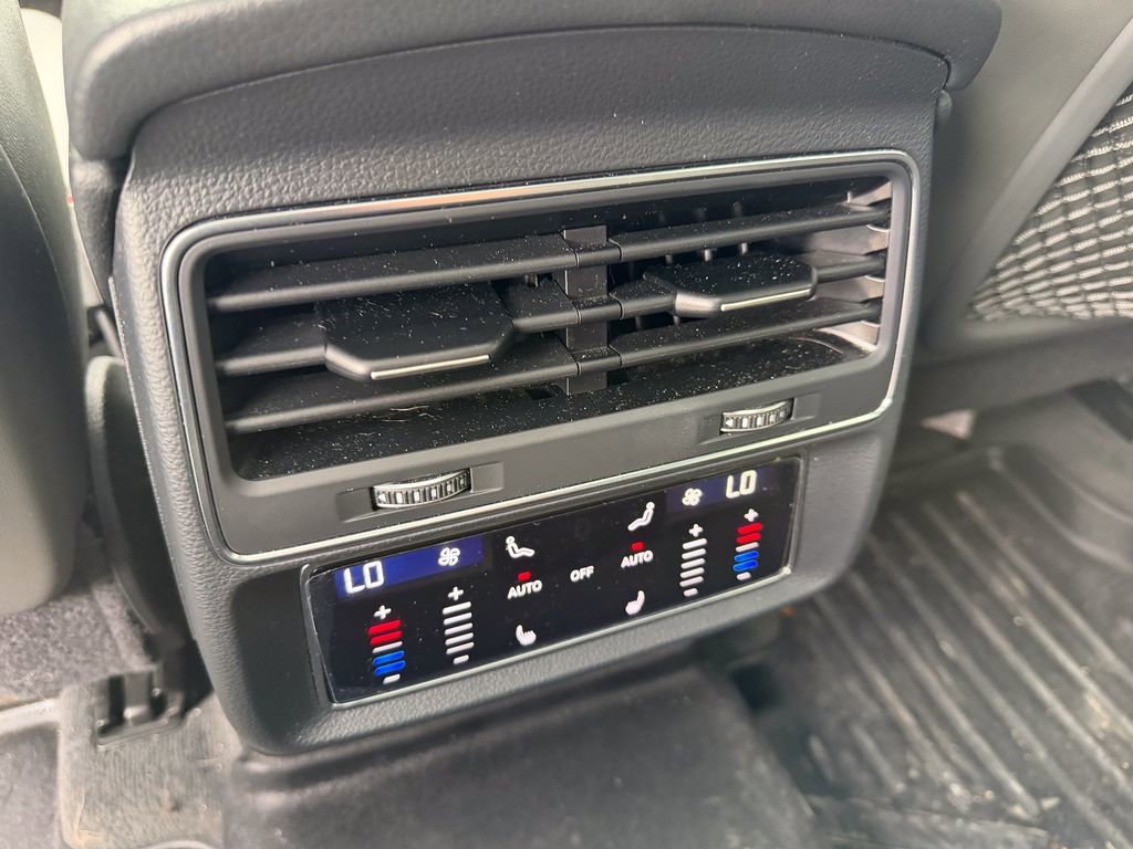 Used 2019 Audi Q8 Prestige w/ Towing Package image 30