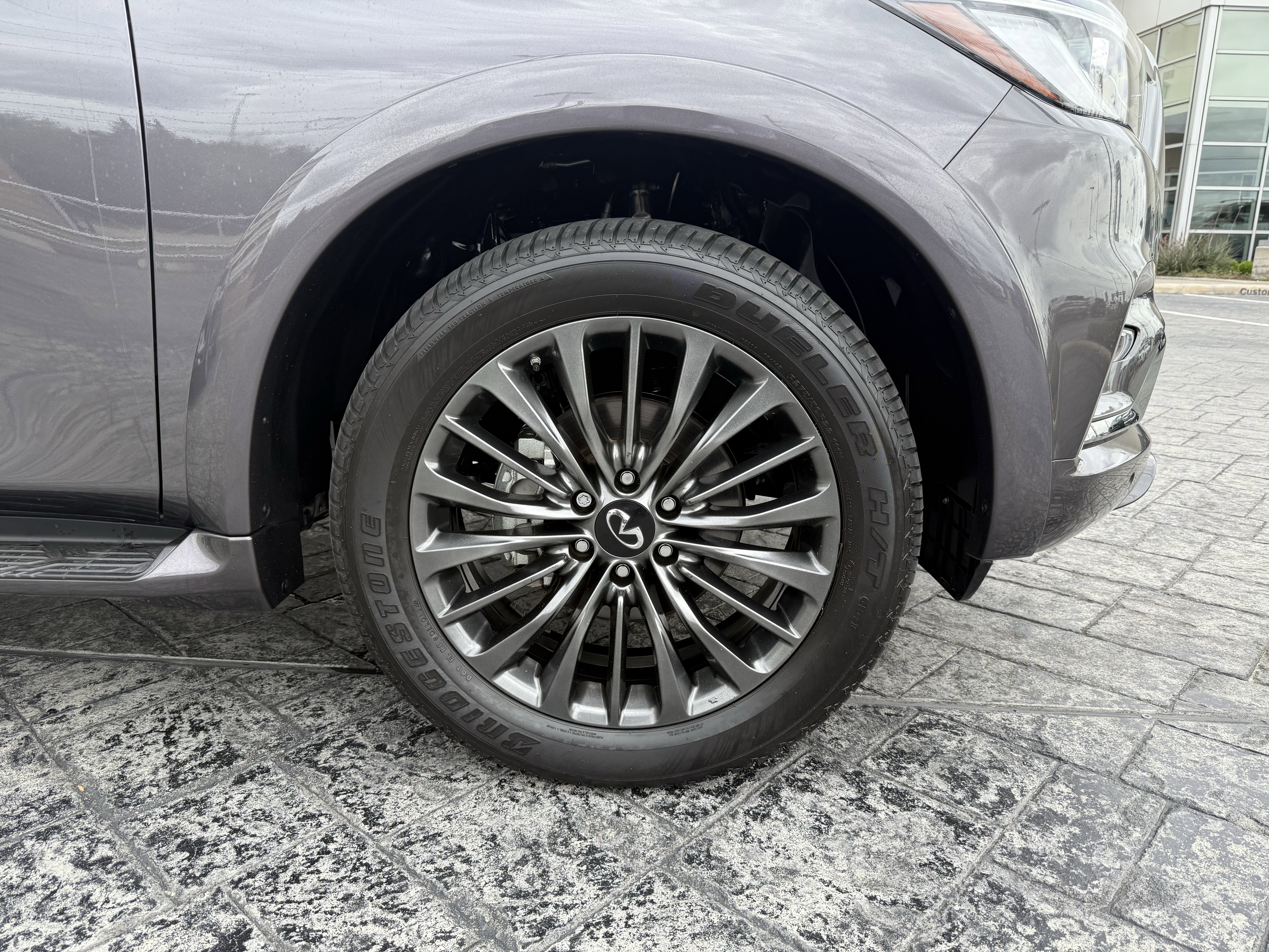 Certified 2024 INFINITI QX80 Sensory image 9