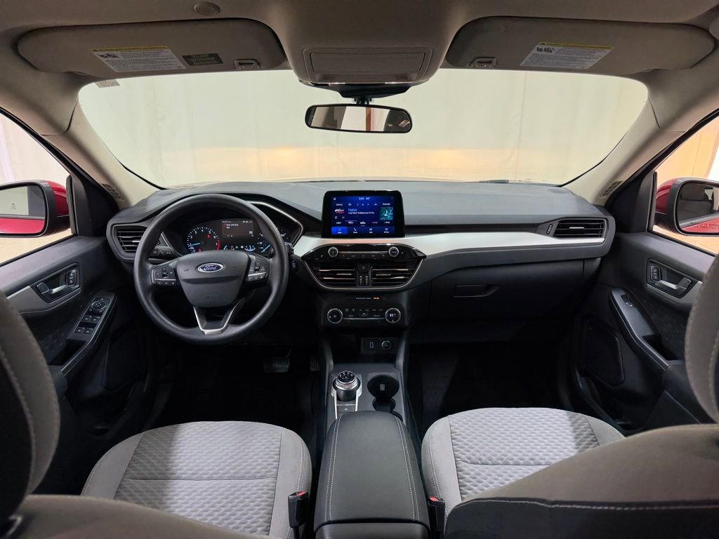 Used 2020 Ford Escape SE image 20