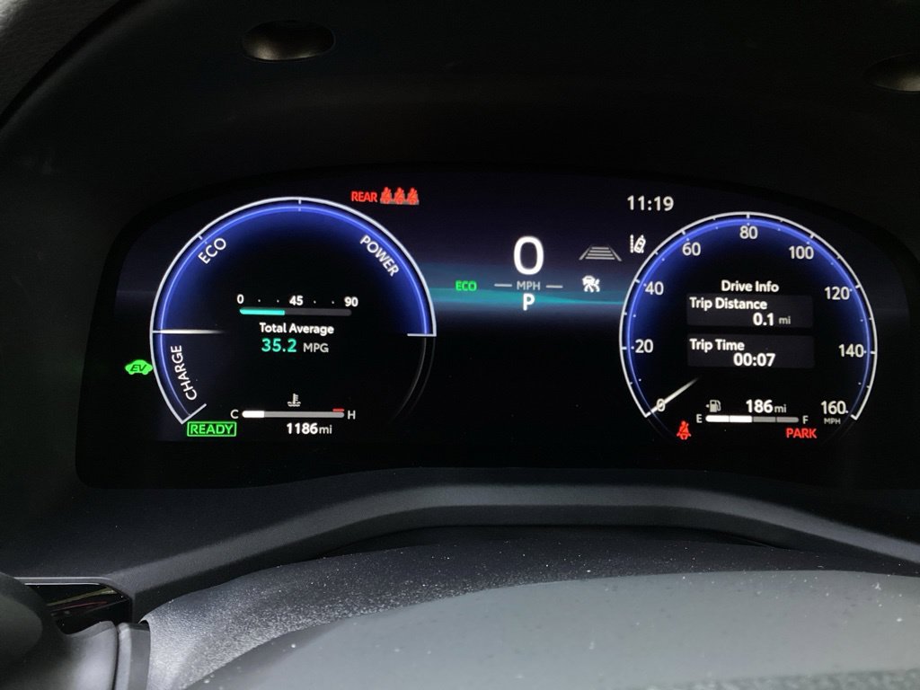 Used 2026 Toyota Camry XLE FWD image 11