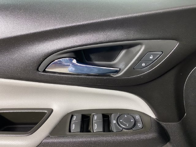 Certified 2024 Chevrolet Equinox LS FWD image 14