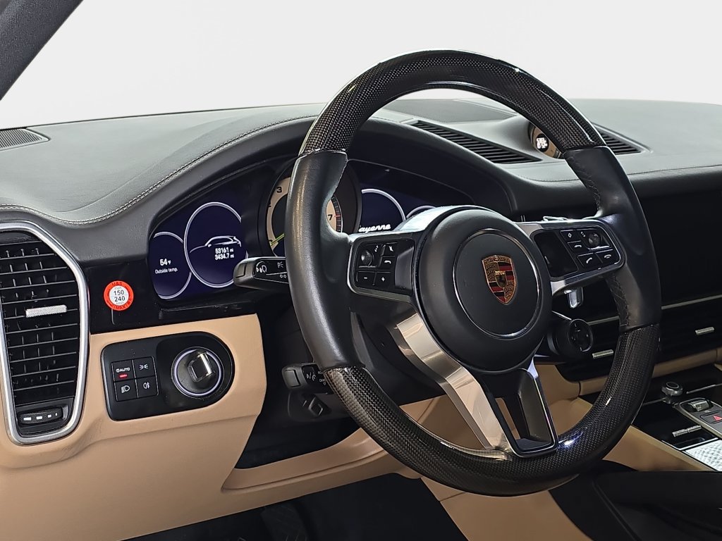 Used 2023 Porsche Cayenne Platinum Edition AWD/4WD image 17