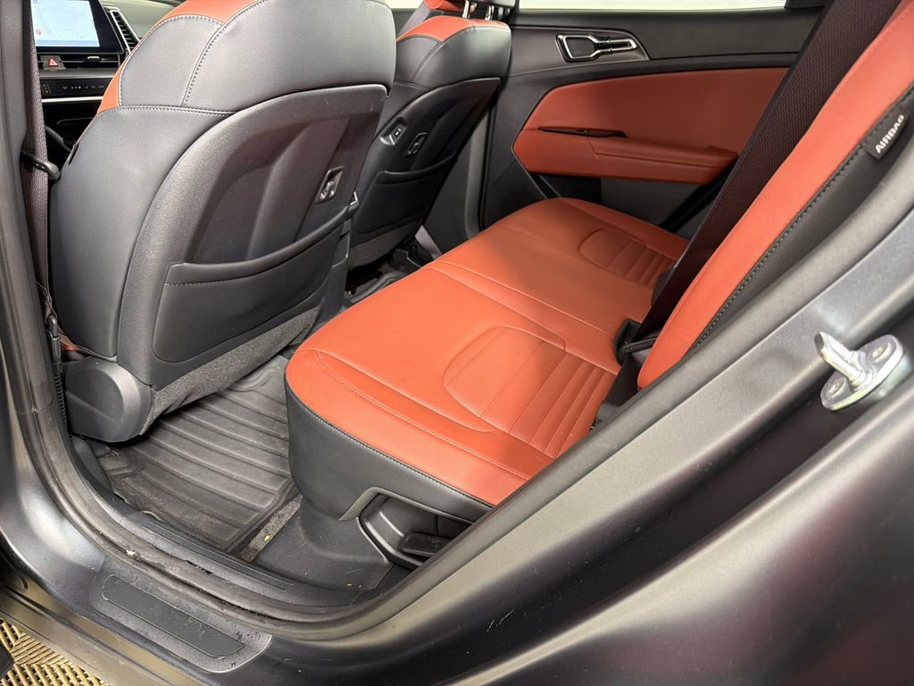 Used 2025 Kia Sportage SX Prestige image 23