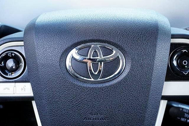 Used 2016 Toyota Prius Four FWD image 43