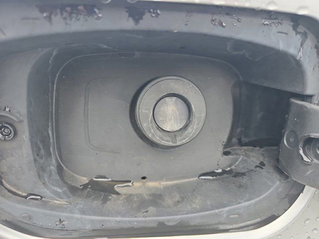 Used 2022 Cadillac XT4 Premium Luxury w/ Driver Awareness Package FWD image 16