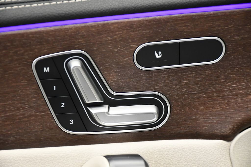 Used 2023 Mercedes-Benz CLA 250 CLA 250 image 32