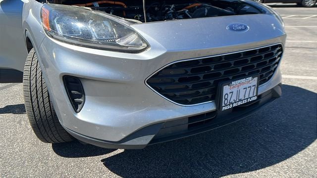 Used 2021 Ford Escape SE image 11