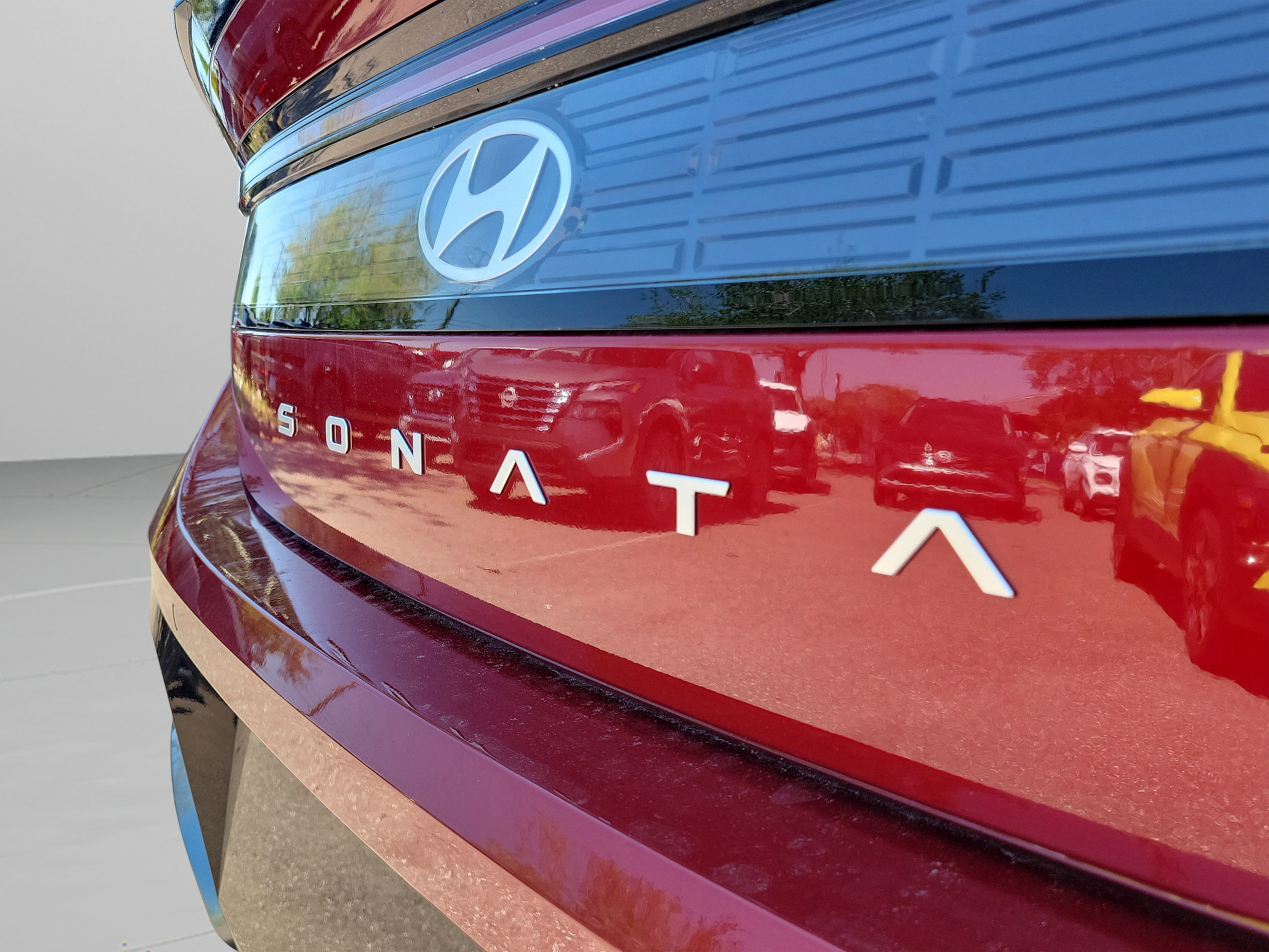 New 2025 Hyundai Sonata Limited image 7